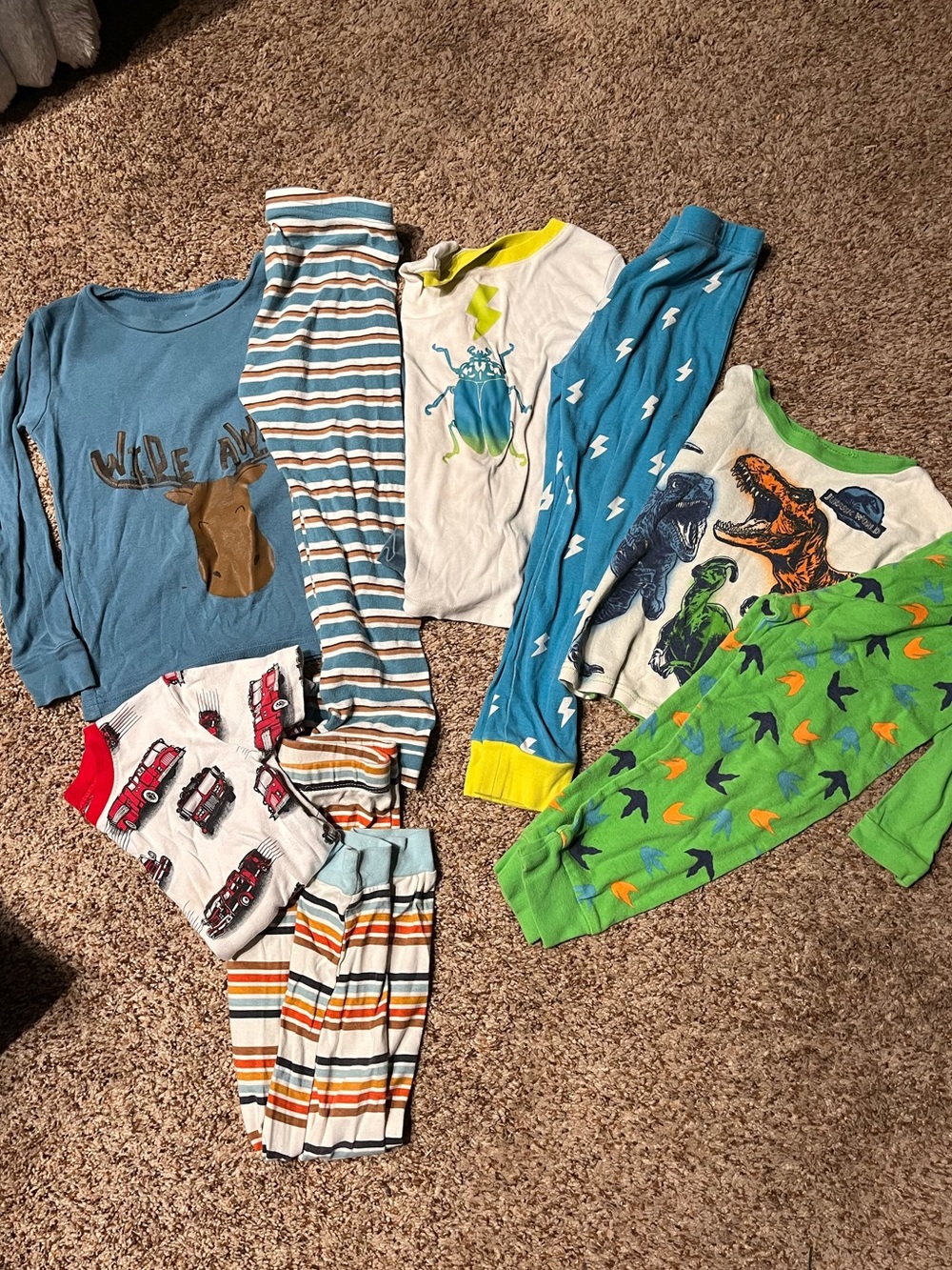 5t pajama sets.